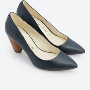 Anne Klein Yordana pumps